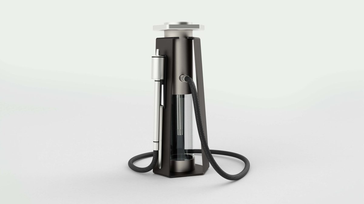 Innovade Black shisha pipe showcasing sleek modern engineering